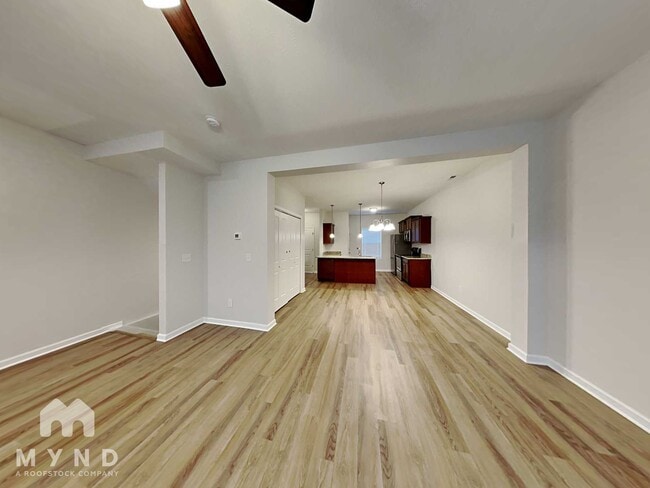 Building Photo - 302 Negri Ct