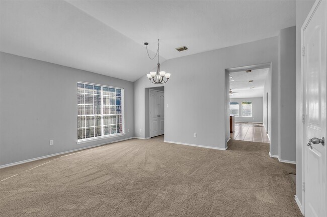 Foto del edificio - 3326 Pebble Beach Ln