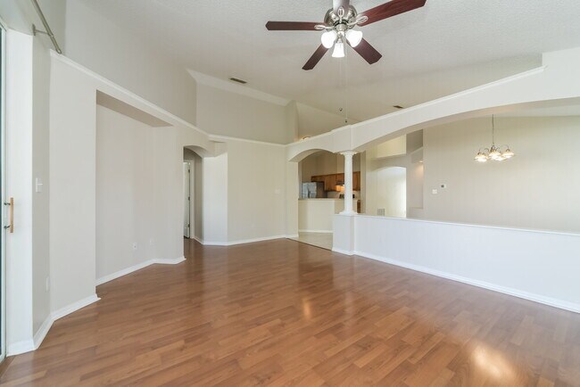 Building Photo - 2511 Shelby Cir