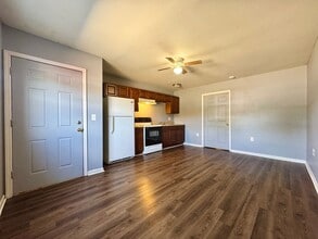 Building Photo - 900 AR-367