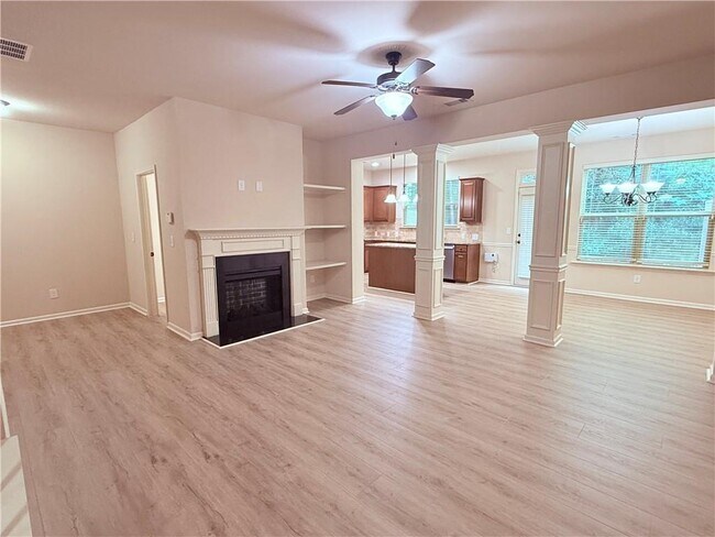 Building Photo - 3282 Brockenhurst Dr