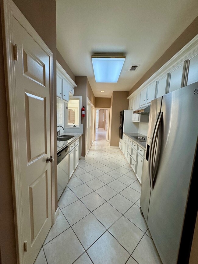 Building Photo - 11862 Taylorcrest Rd