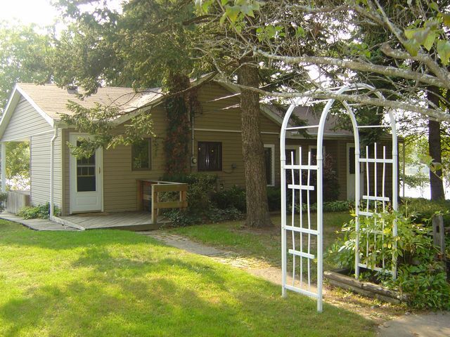 Building Photo - 6101 Byram Lake Dr