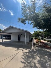 Building Photo - 1816 Rose Ave