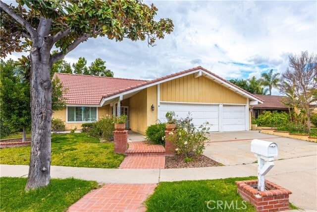 Building Photo - 15335 Nimes Cir