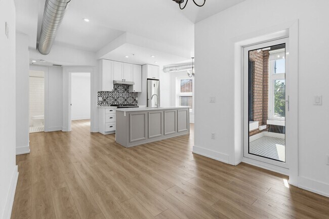 Photo du bâtiment - Stunning 1 Bedroom In Durand with Roof Top Terrace