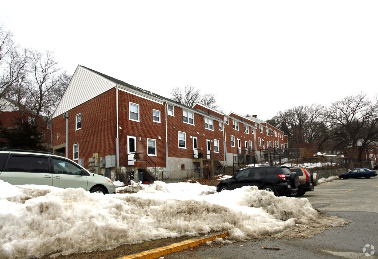 Prospect Hill Terrace Apartments in Waltham, MA