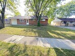 Foto principal - 6111 Rosebury Dr