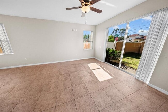 Building Photo - 5524 Paradise Cay Cir