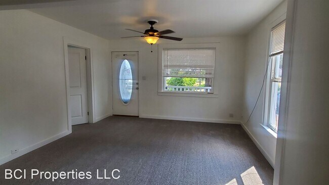 Building Photo - 2 br, 1 bath House - 5420 S. State Street