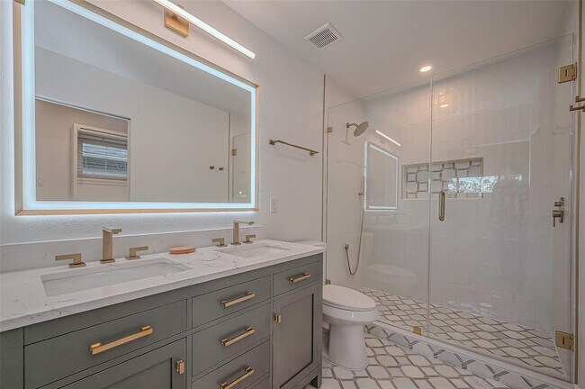 Building Photo - 2214 Nina Lee Ln