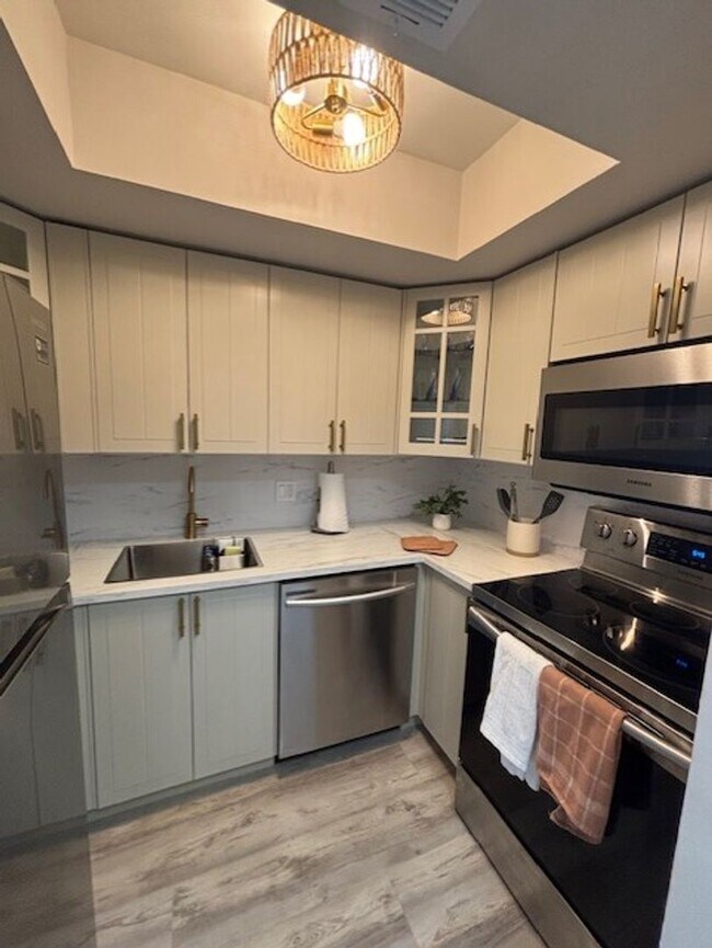 Foto del edificio - Oceans Condominium