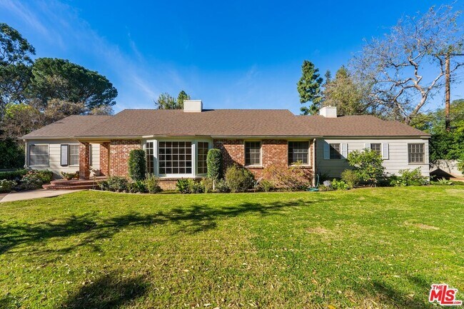 Foto del edificio - 17117 Weddington St