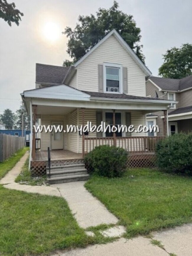 Building Photo - 3205 S Harrison St