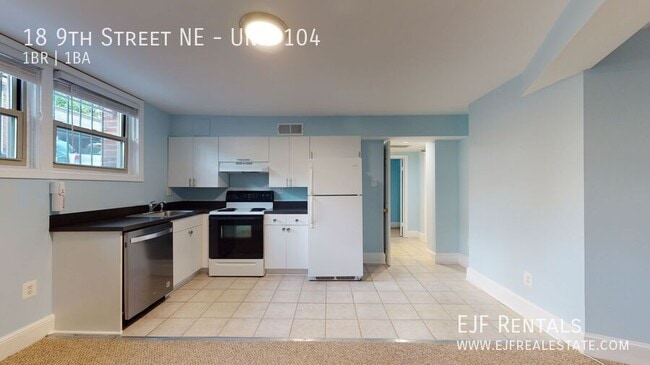 Building Photo - 18 9th St NE