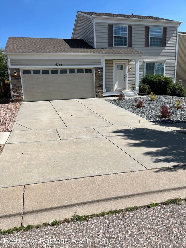 Building Photo - 3 br, 2.5 bath House - 6344 Summer Grace St