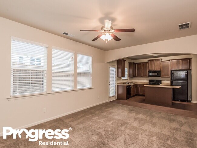 Building Photo - 98 High Point Way