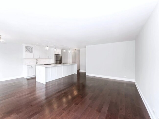 Foto del edificio - 1430 N Astor St