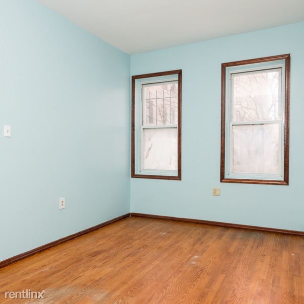 Building Photo - 672 Franklin Ave
