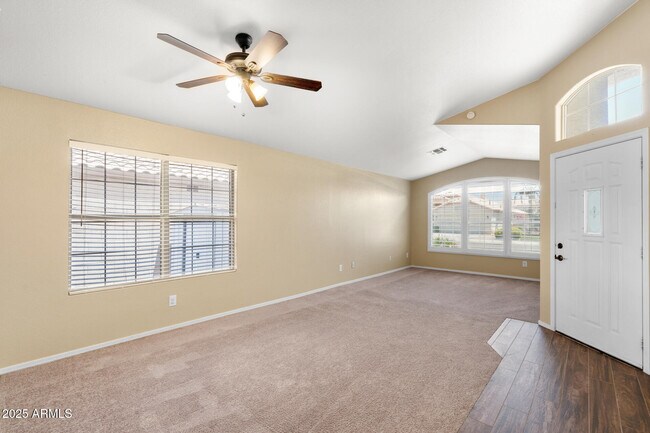 Foto del edificio - 7936 W Taro Ln