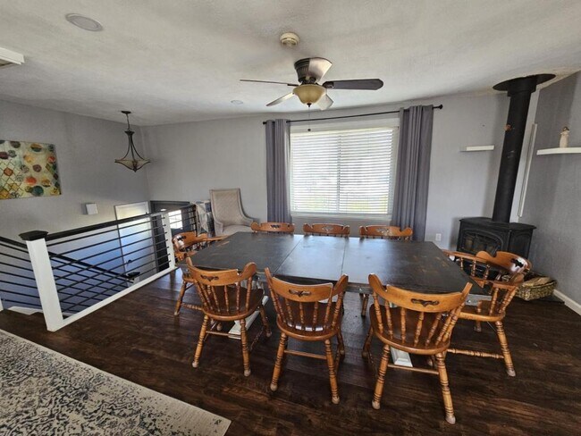 Foto del edificio - 3508 Chestnut Ave