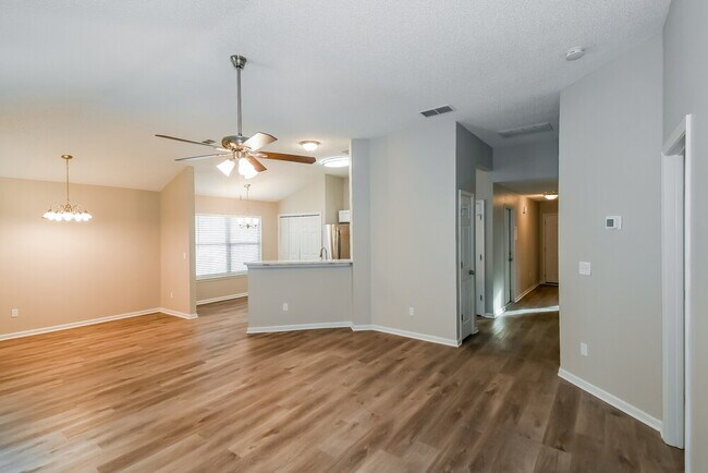 Building Photo - 2712 Secret Harbor Dr