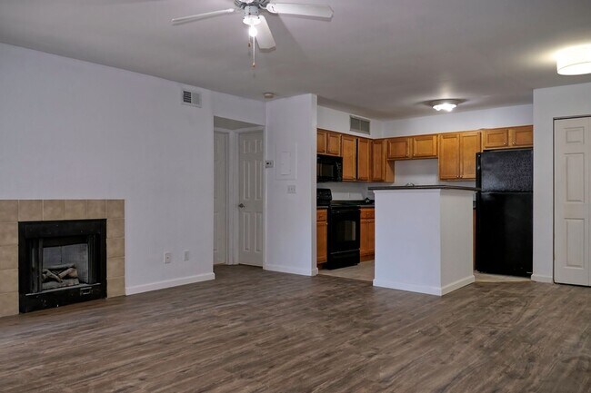 Building Photo - Nice 2 bedroom 1 bath condo at Lakewood Park in Altamonte Springs