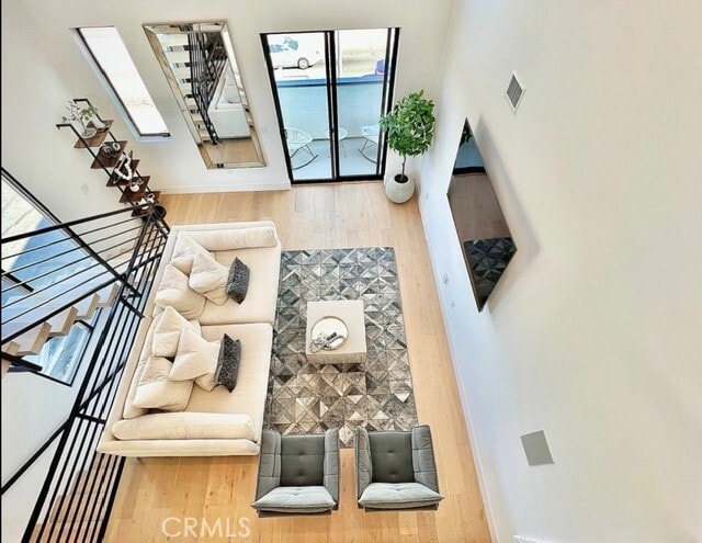 Foto del edificio - 11326 Victory Blvd