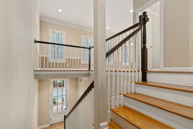 Building Photo - 2313 Ivy English Ct
