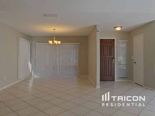 Foto del edificio - 6918 Silvermill Dr