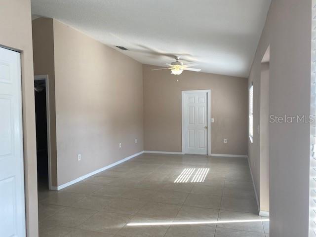 Foto del edificio - 2780 Cypress Dr