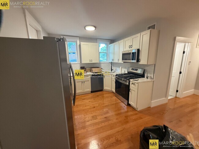 Foto del edificio - 118 Marginal St