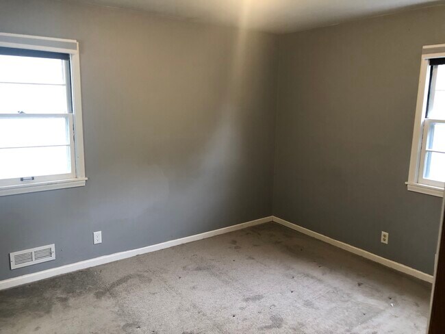 Master w bath - 8300 Aldrich Ave S