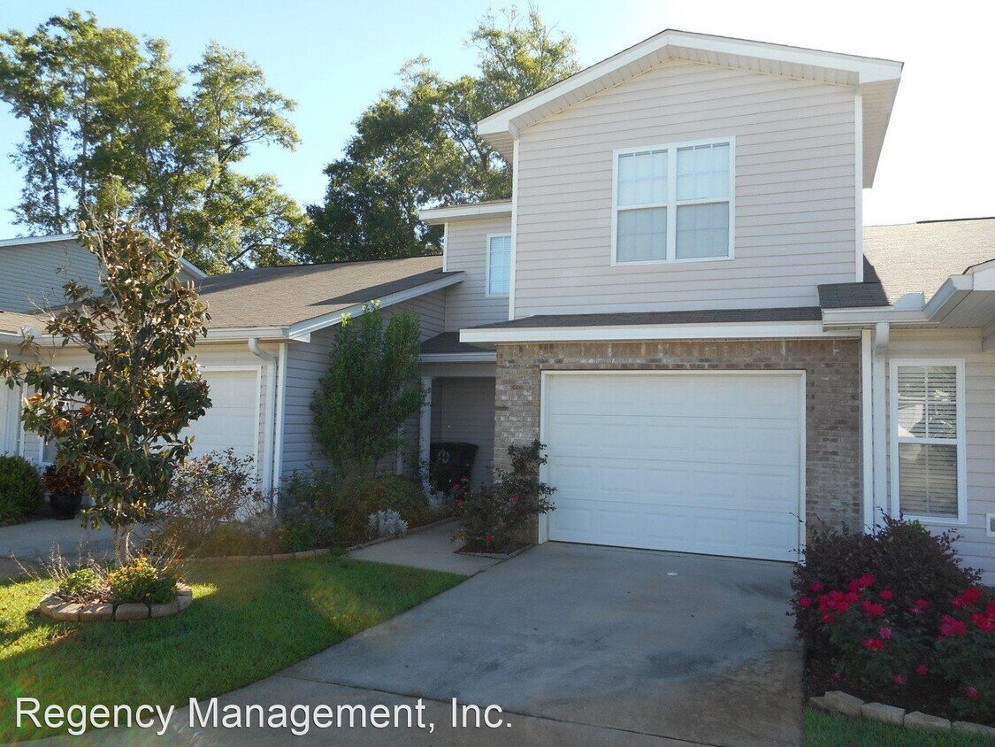2 br, 2.5 bath House 128 Jasmine Circle House Rental in Enterprise