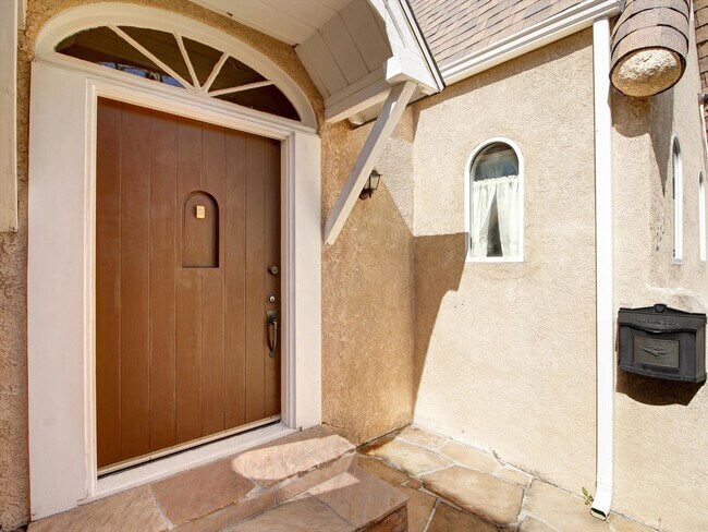 Foto del edificio - 203 S Stanley Dr