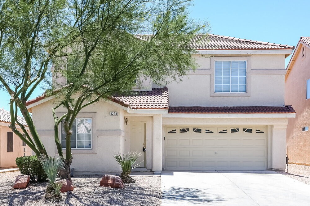 Foto principal - 1203 Emerald Stone Ave