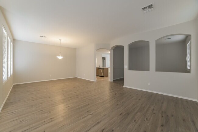 Foto del edificio - 4439 W Apollo Rd