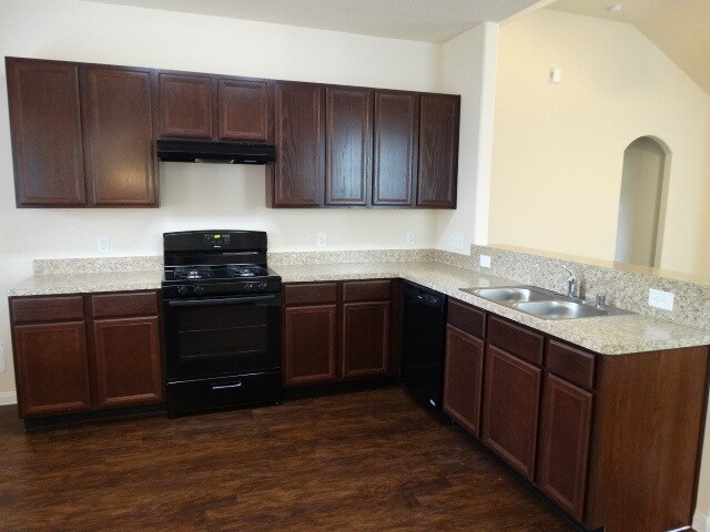 Foto del edificio - Bavaria - 12334 Ghita Ln, Houston, TX, 77044