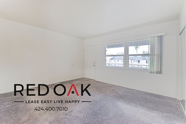 Foto del edificio - 380 S Sierra Madre Blvd