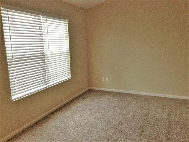 Building Photo - 3684 Bristol Lake Drive