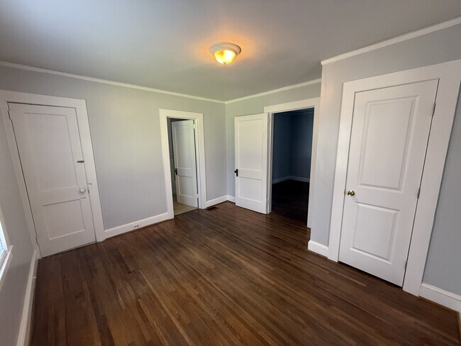 Foto del edificio - 1025 Druid Cir