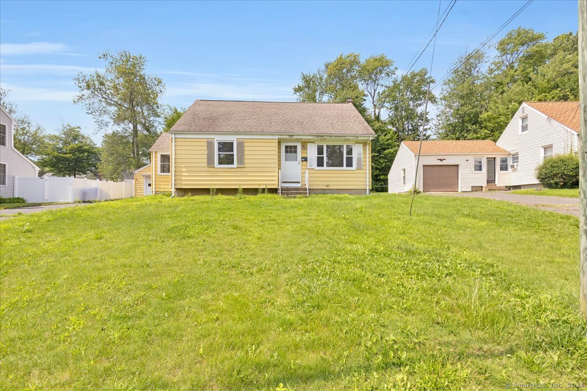 Primary Photo - 139 Howe Rd