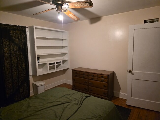 Foto del edificio - 10 Hillside Dr