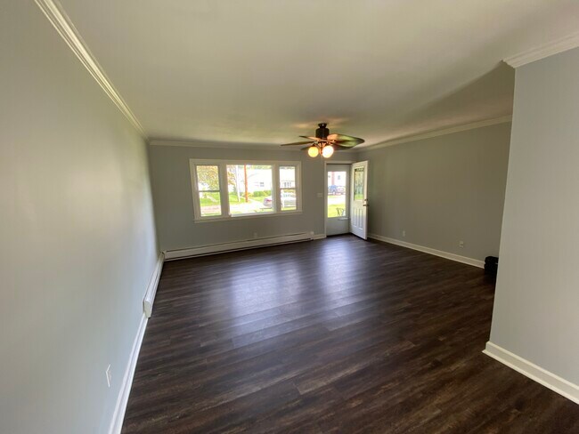 Building Photo - 49 Elmsford Rd