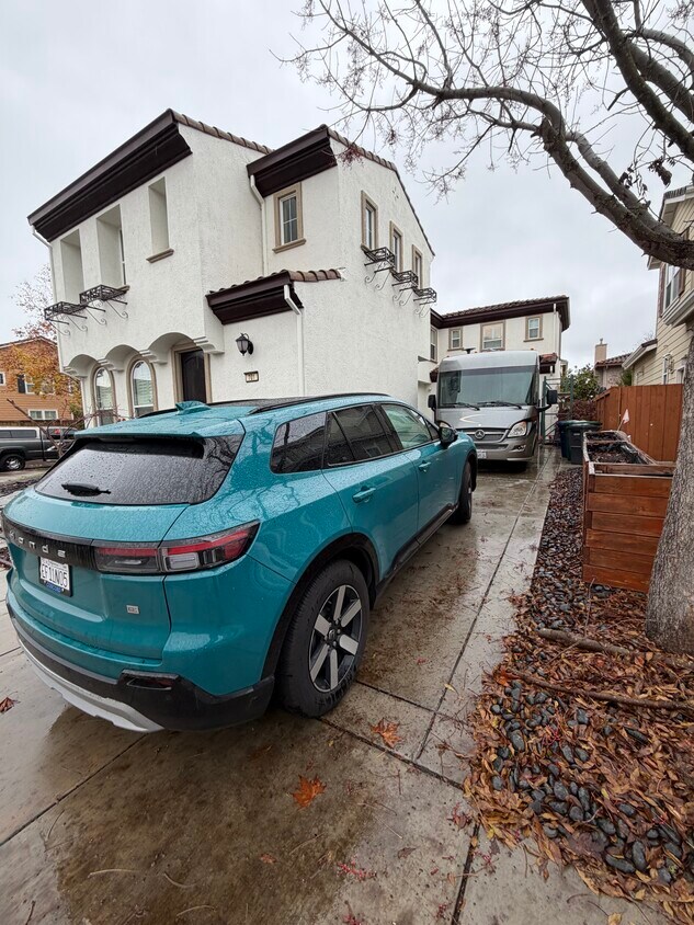 Foto del edificio - 701 Prestwick Ct