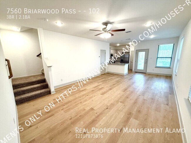 Foto del edificio - 7560 Briarwood Pass Pass