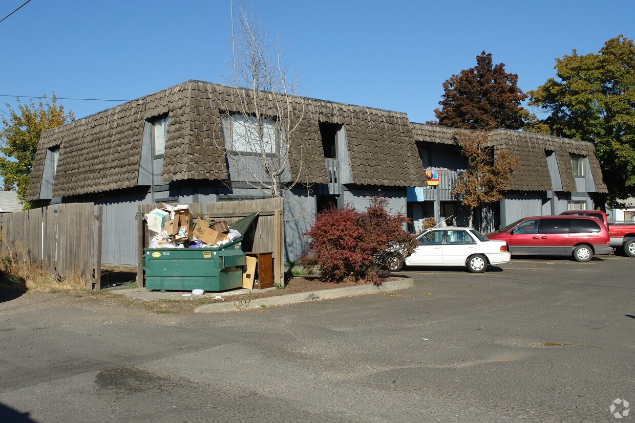 Primary Photo - The 1219 Apts