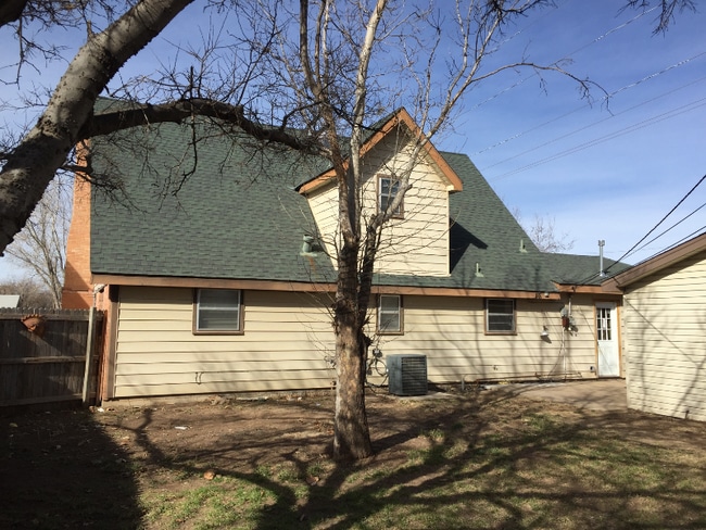 Building Photo - 4601 Oregon Trail