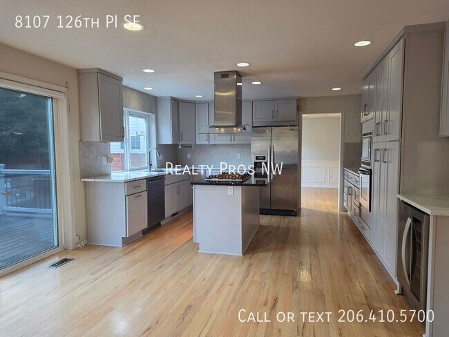 Foto del edificio - 8107 126th Pl SE