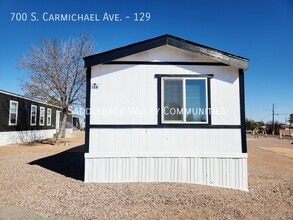 Building Photo - 700 S Carmichael Ave